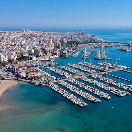 Apartment Casa La Luna Torrevieja Kültér fotó